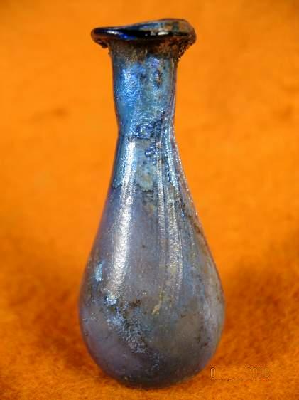 1713. **SOLD** Nice Roman bottle in the rarer tyoe of blue glass
