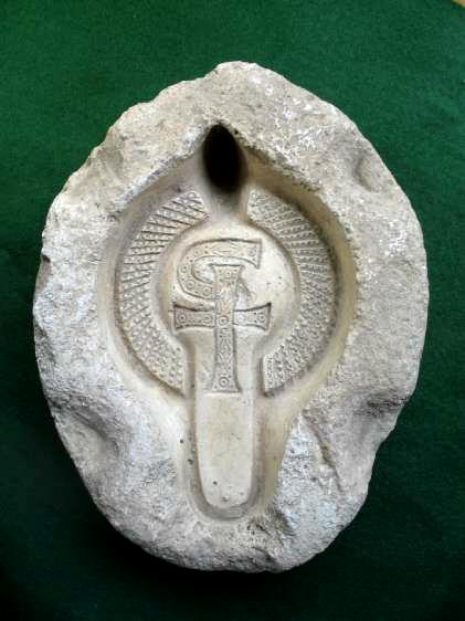 4179. **SOLD** One of the finest Roman lamp moulds I've ever had