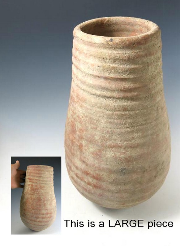 5170.  Very large and imposing Roman pot