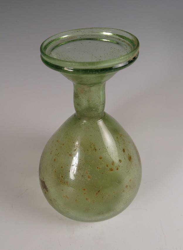 4433.**SOLD** A very fine and large Roman glass flask