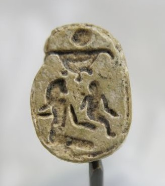 5986.**SOLD**  A very rare type of Egyptian motto scarab