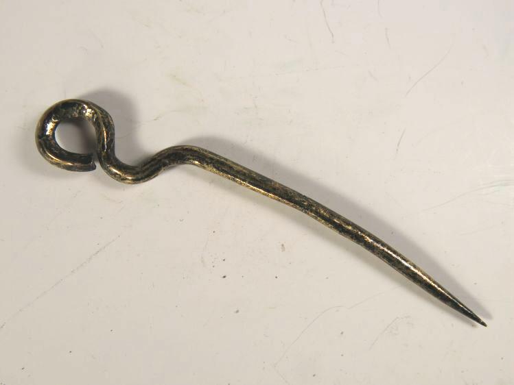 5688. **SOLD** Quite rare British bronze alloy pin.