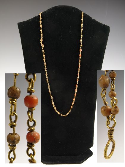 5400. Exquisite and very delicately made Roman gold necklace