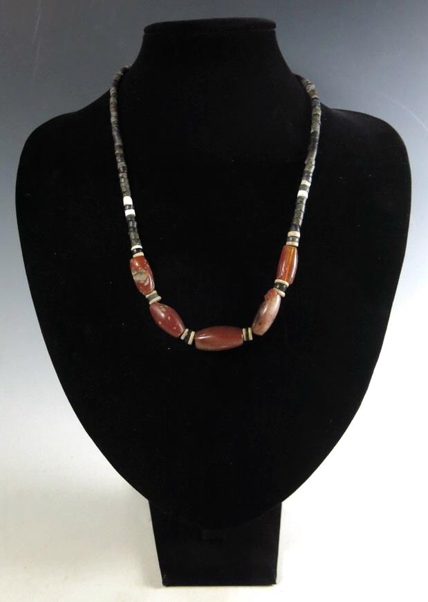 6034. Very attractive wearable necklace