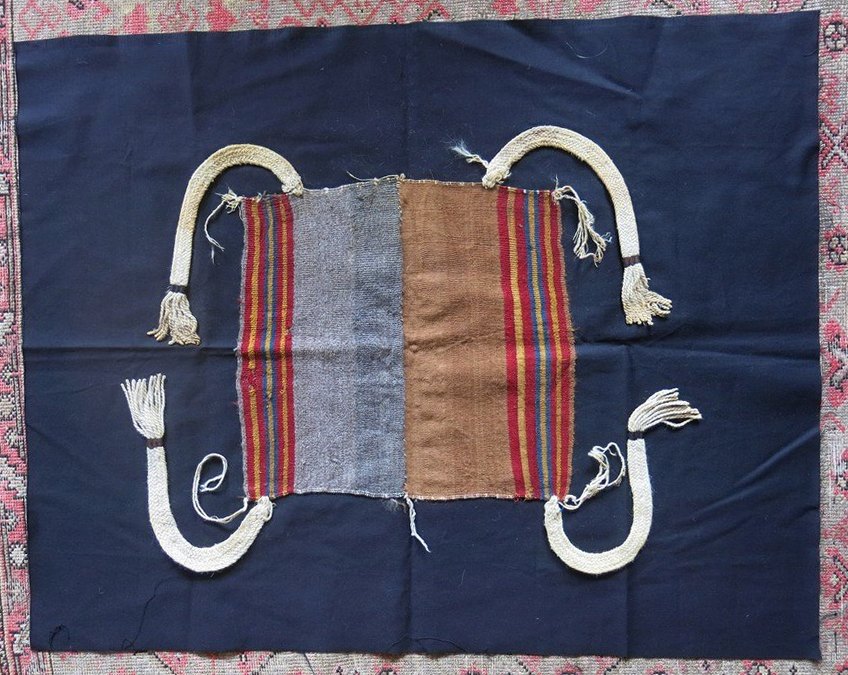 6156. Lovely ancient Peruvian, Chancay textile swaddle