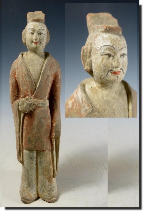 6066. Nice Northern Wei court attendant  figurine  