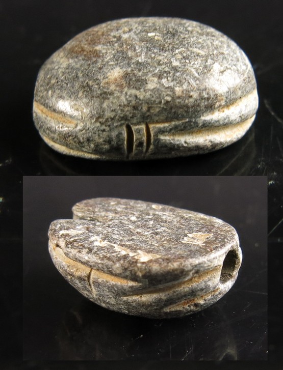 5753. A plain hardstone scarab