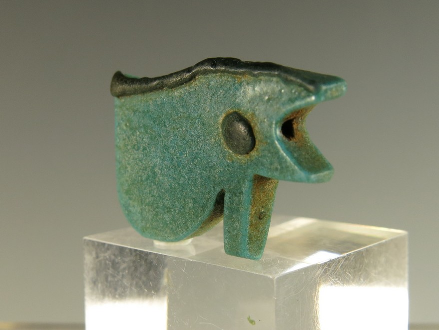 5772.**SOLD** Exceptionally  fine faience Wadjet amulet