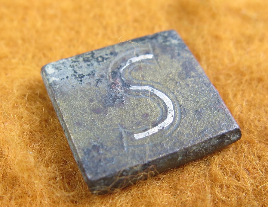 4813. A Byzantine bronze 6 scripula weight