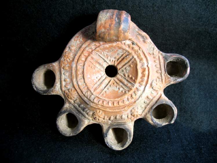 1879. **SOLD** Rare multi spout Roman oil lamp