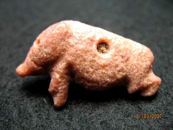 1183. **SOLD** Charming Jemder Nasr piglet amulet
