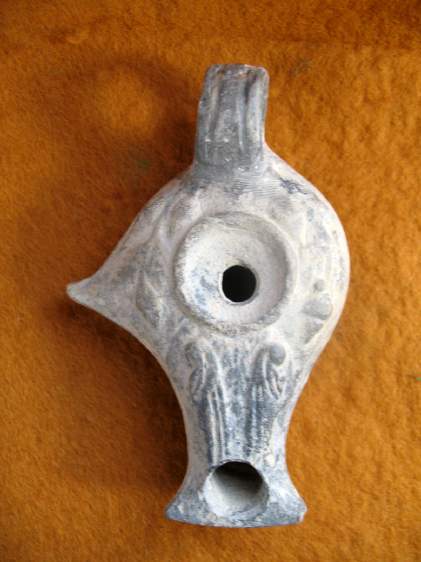 1805. **SOLD** Attractive North African Greek oil lamp