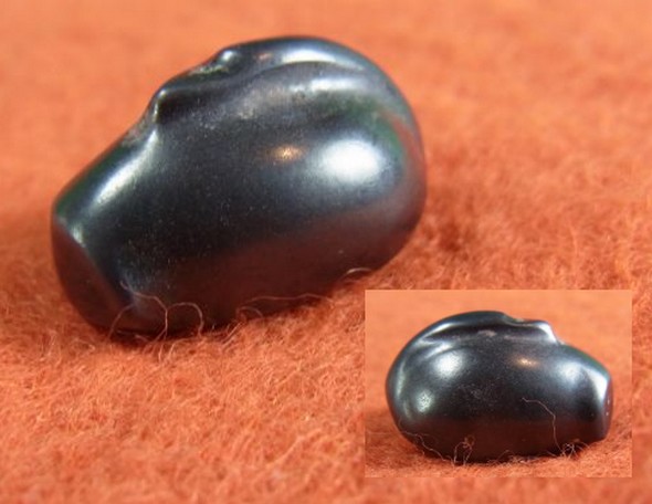 5234. **SOLD** Attractive Old Babylonian haematite duck weight; 2/3 of a shekel   