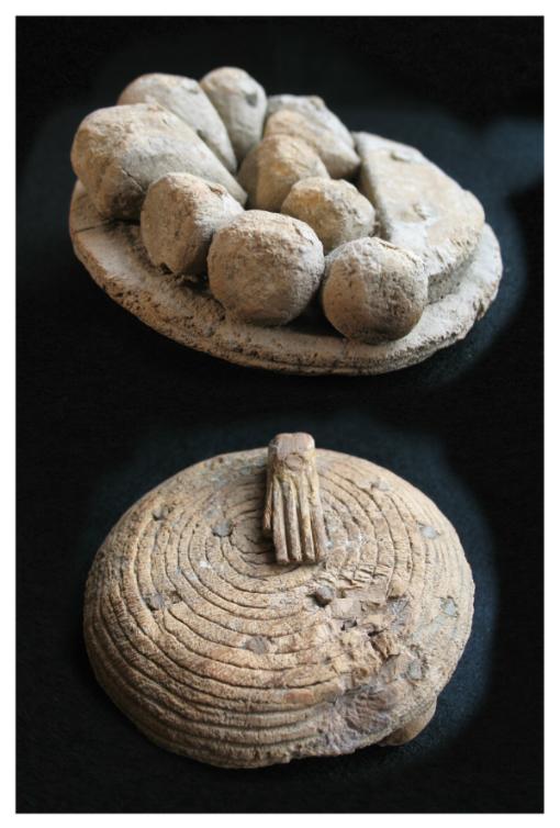 699 *SOLD** Egyptian Middle Kingdom wooden offering basket