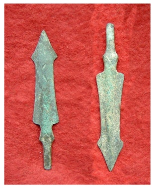 **SOLD**Another most unusual bronze arrow tip 1200BC-800BC